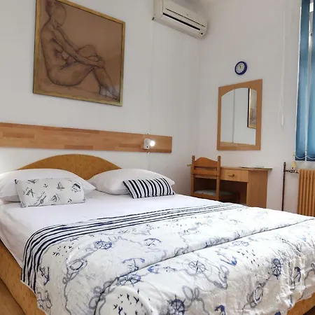 Stela Pensionat 3*