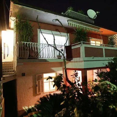 Stela Casa de hóspedes